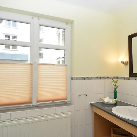 Seerose - 13 Sellin (Rugen)